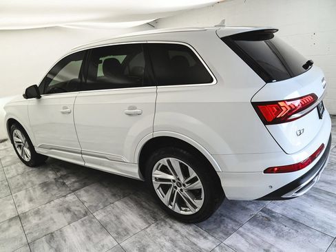 Used 2023 Audi Q7 3.0T Premium w/ Convenience Package AWD/4WD image 4