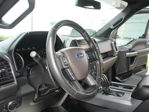 Used 2020 Ford F150 XLT w/ Equipment Group 302A Luxury AWD/4WD image 31