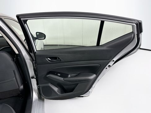 Used 2023 Nissan Altima 2.5 SV FWD image 27