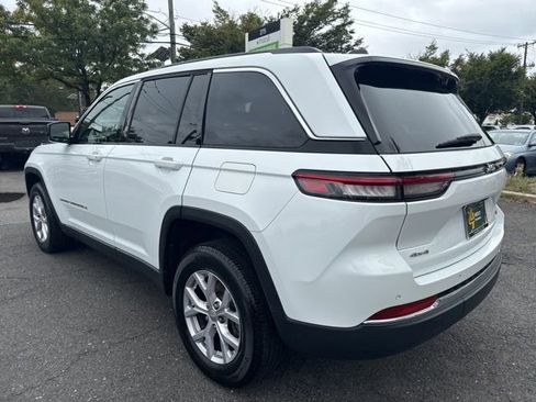 Certified 2022 Jeep Grand Cherokee Limited image 19