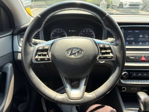 Used 2018 Hyundai Sonata SEL FWD image 15