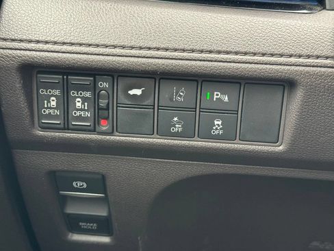 Used 2019 Honda Odyssey Elite image 23