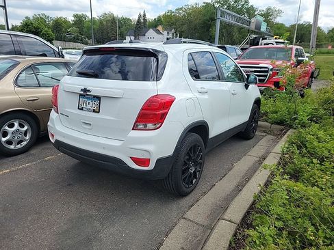 Used 2022 Chevrolet Trax LT w/ Driver Confidence Package AWD/4WD image 7