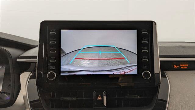 Used 2020 Toyota Corolla LE FWD image 30