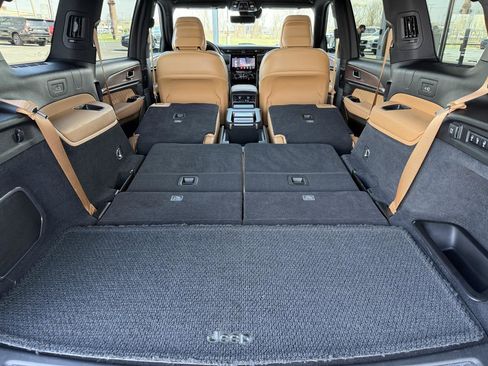 Used 2023 Jeep Grand Cherokee L Summit w/ Advanced Protech Group IV image 63