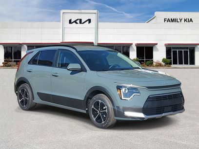 Certified 2025 Kia Niro EX