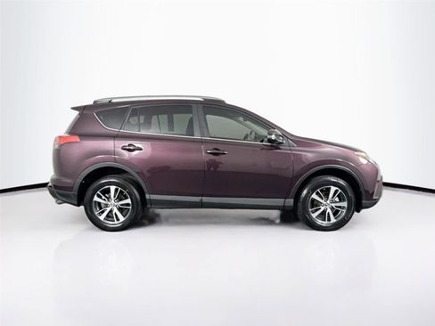 Used 2017 Toyota RAV4 XLE image 9