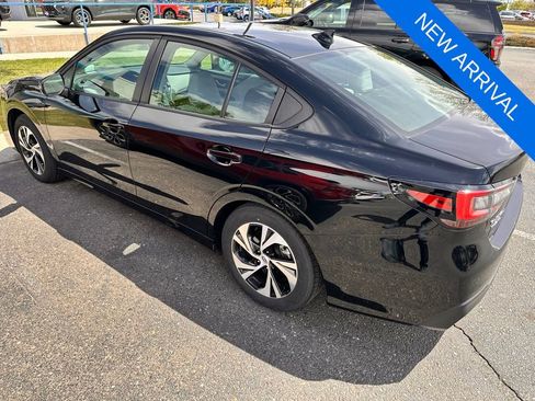 Used 2024 Subaru Legacy Premium AWD/4WD image 2