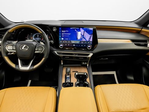 Used 2023 Lexus RX 350 Premium image 39