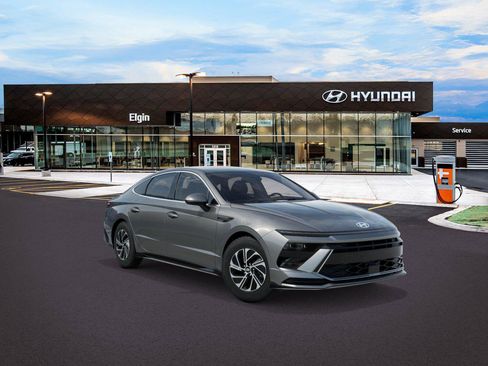 New 2026 Hyundai Sonata Blue FWD image 2