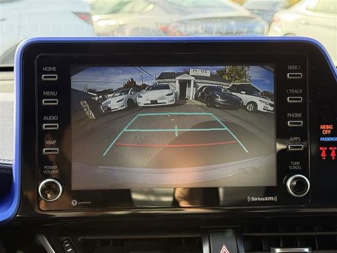 Used 2021 Toyota C-HR XLE image 15