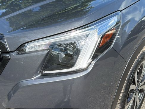 Certified 2024 Subaru Forester Limited AWD/4WD image 9