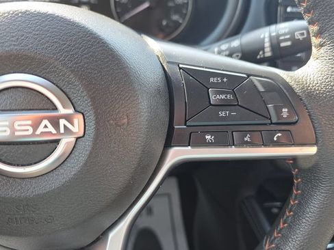 Used 2023 Nissan Kicks SR w/ SR Premium Package FWD image 26