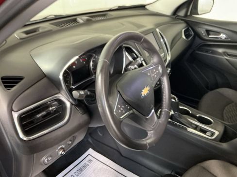 Used 2020 Chevrolet Equinox LT AWD/4WD image 9