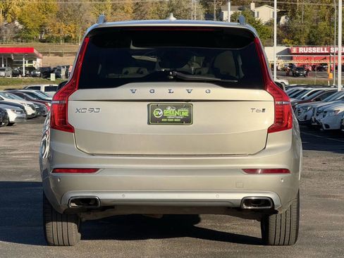 Used 2016 Volvo XC90 T6 Momentum w/ Momentum Plus Package image 4