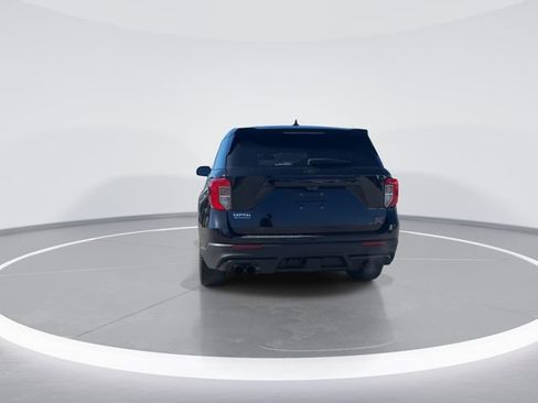Certified 2022 Ford Explorer ST w/ ST Street Pack image 3
