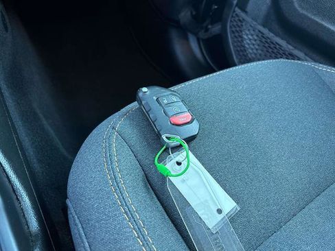 Used 2024 Jeep Wrangler Unlimited Sahara image 27