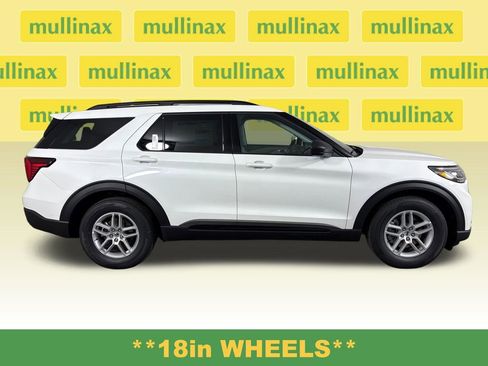 New 2026 Ford Explorer Active w/ Active Comfort Package RWD image 2