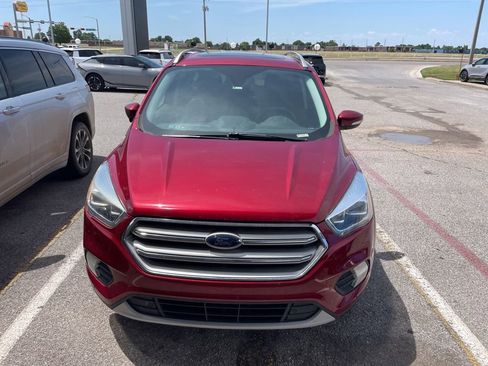 Used 2018 Ford Escape Titanium FWD image 2