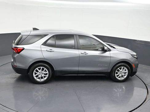 Used 2024 Chevrolet Equinox LS w/ Driver Confidence II Package FWD image 24
