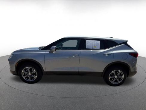 Used 2026 Chevrolet Blazer LT AWD/4WD image 9