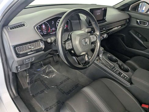 Used 2022 Honda Civic Sport image 12
