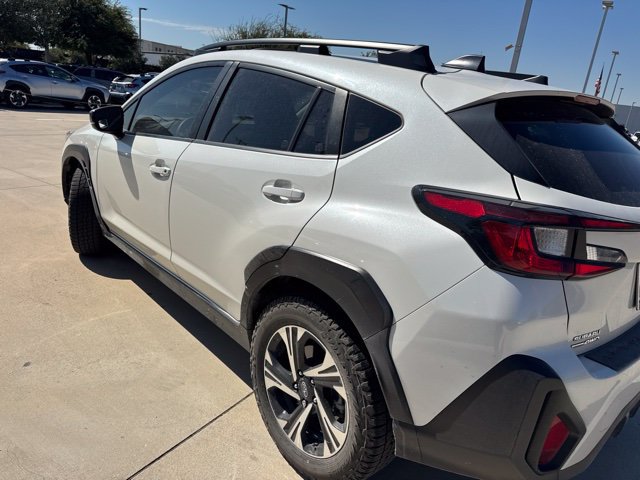Used 2025 Subaru Crosstrek 2.5i Premium AWD/4WD image 4