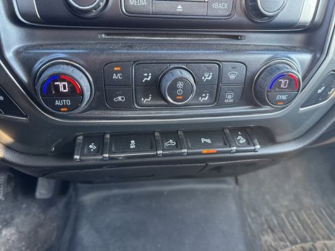 Used 2018 Chevrolet Silverado 1500 LT w/ All Star Edition image 15