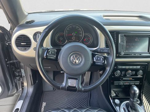 Used 2019 Volkswagen Beetle 2.0T FWD image 12