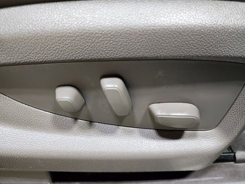 Used 2020 GMC Yukon XL Denali w/ Open Road Package image 32