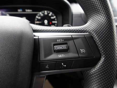 New 2025 Mitsubishi Outlander ES image 30