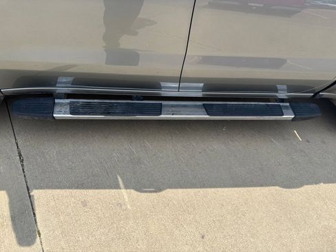 Used 2023 Chevrolet Silverado 1500 LT image 11