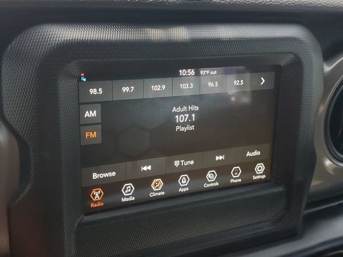 Used 2022 Jeep Wrangler Unlimited Sport AWD/4WD image 19