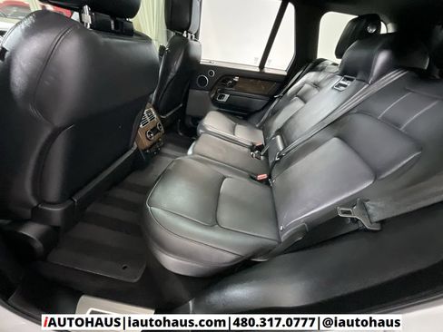 Used 2018 Land Rover Range Rover HSE image 15