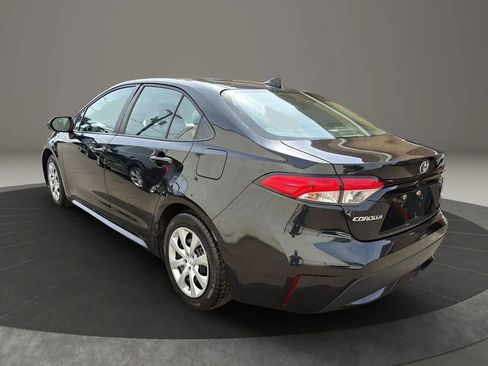 Used 2021 Toyota Corolla LE FWD image 7