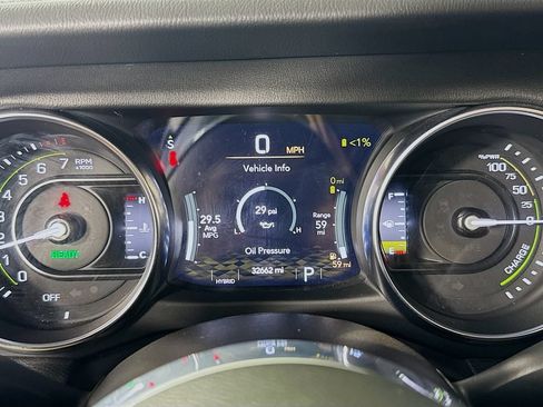 Used 2021 Jeep Wrangler Unlimited Sahara w/ Cold Weather Group AWD/4WD image 12