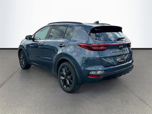 Certified 2022 Kia Sportage Nightfall Edition image 5
