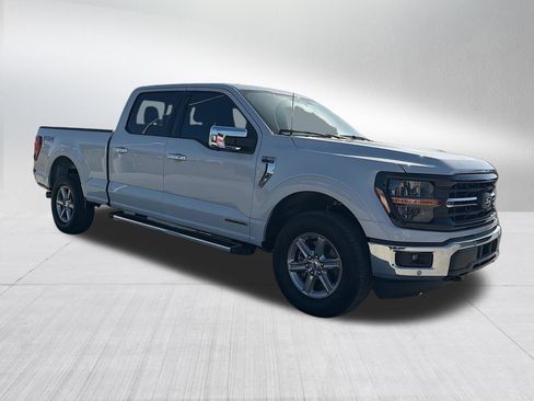 Used 2025 Ford F150 XLT w/ Equipment Group 302A MID AWD/4WD image 4