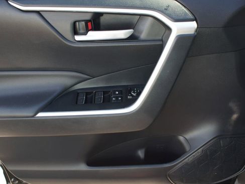 Used 2023 Toyota RAV4 XLE image 29