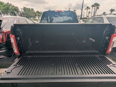 Used 2022 Ford F150 Lariat RWD image 25