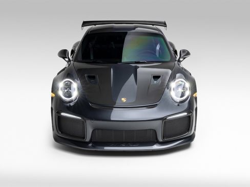 Used 2018 Porsche 911 GT2 RS image 14