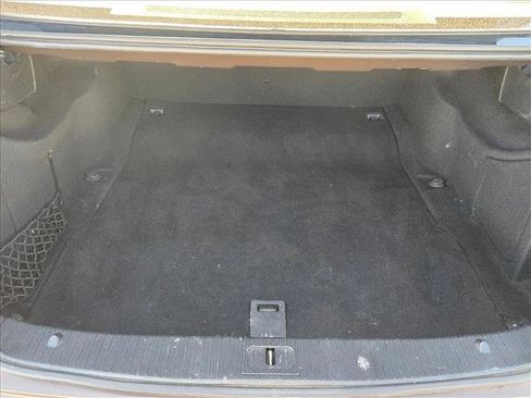 Used 2014 Mercedes-Benz E 350 Sedan image 6