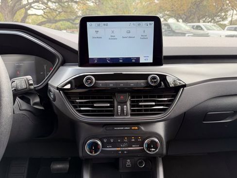 Used 2025 Ford Escape Active image 13