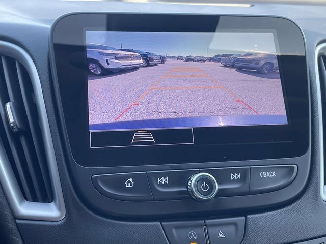 Used 2023 Chevrolet Malibu LS FWD image 18