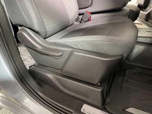 Used 2020 GMC Sierra 1500 SLE w/ SLE Value Package AWD/4WD image 25