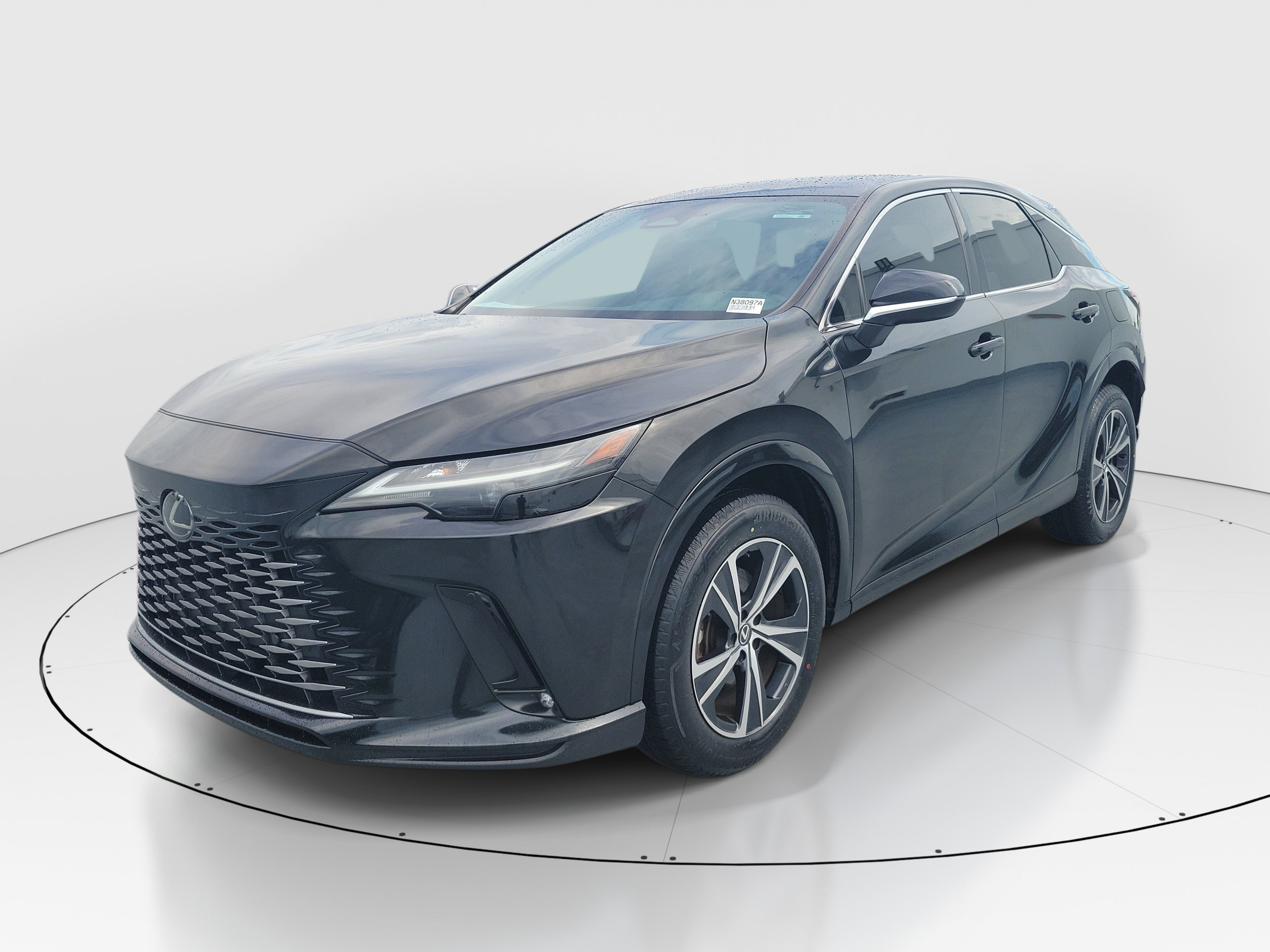Used 2024 Lexus RX 350 FWD w/ Technology Package image 3