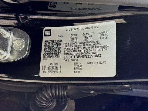 Used 2022 Chevrolet Colorado Z71 w/ Z71 Midnight Edition AWD/4WD image 29