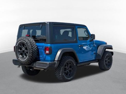 Used 2022 Jeep Wrangler Sport AWD/4WD image 3