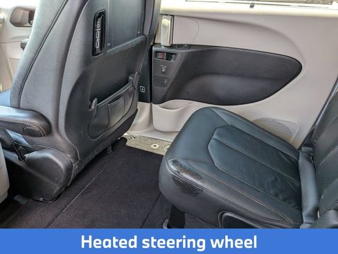 Used 2017 Chrysler Pacifica Touring-L Plus w/ Advanced Safetytec Group FWD image 38