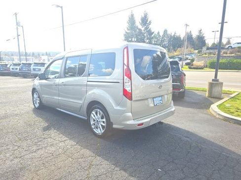 Used 2014 Ford Transit Connect Titanium image 7